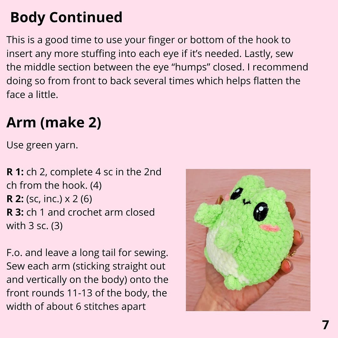 free crochet pattern frog with heart