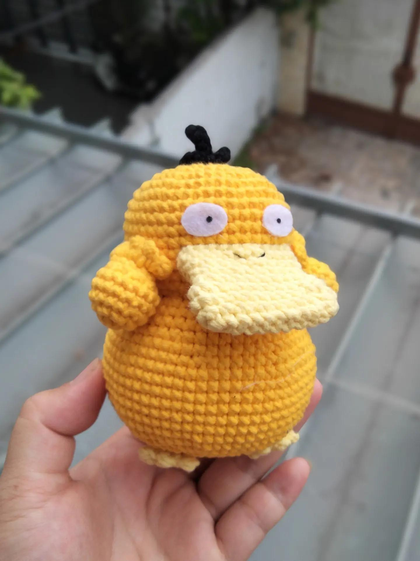 Psyduck Pokemon vịt vàng hoang mang