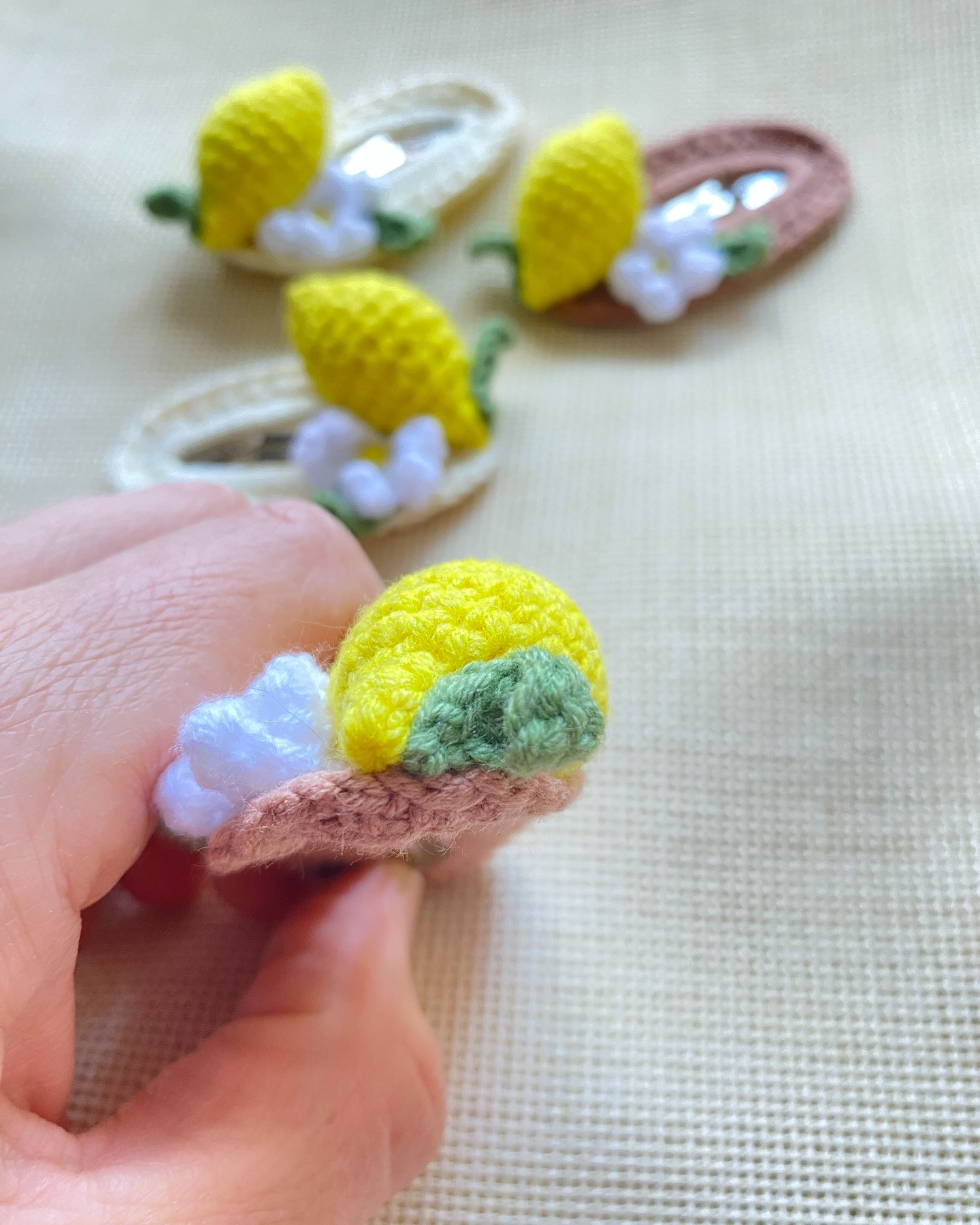 lemon crochet hair clips free pattern