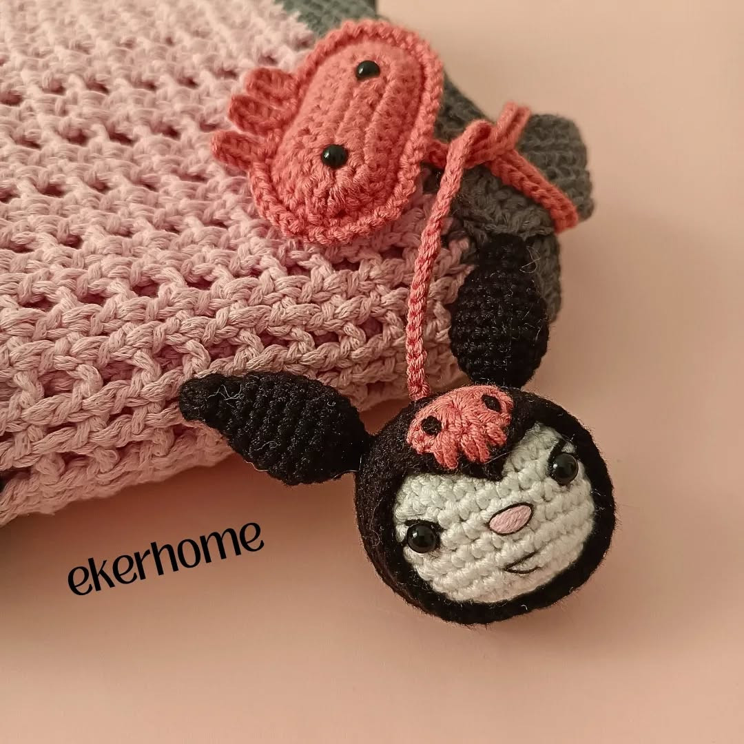 Çanta Süsü için Ücretsiz Amigurumi Tığ İşi Tarifi