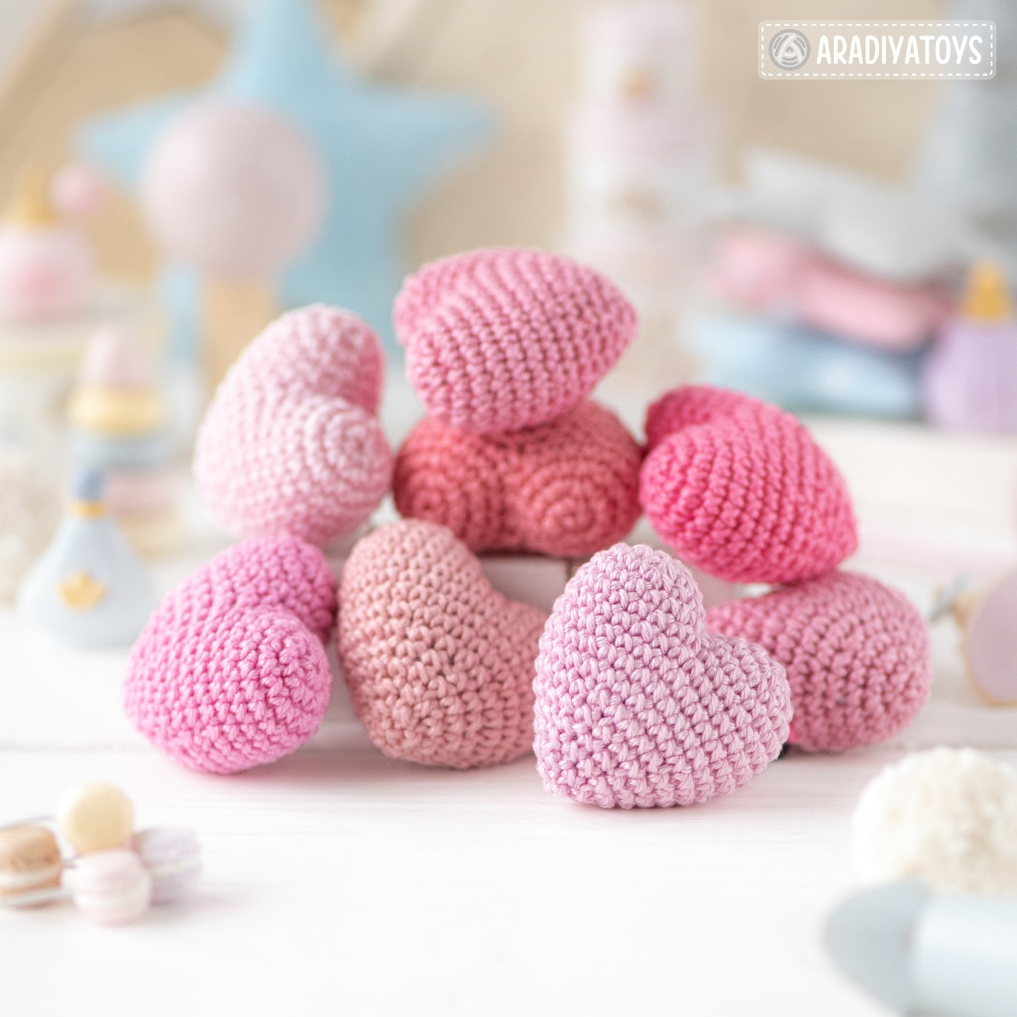 Free Crochet Pattern: Adorable Pink Heart Amigurumi
