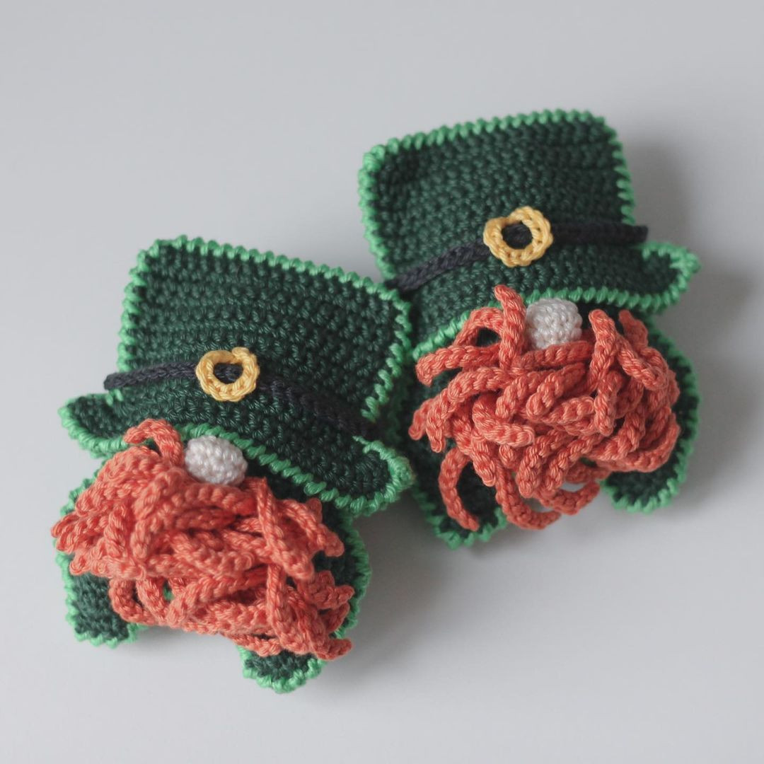 Free Crochet Pattern: Leprechaun Gnomes