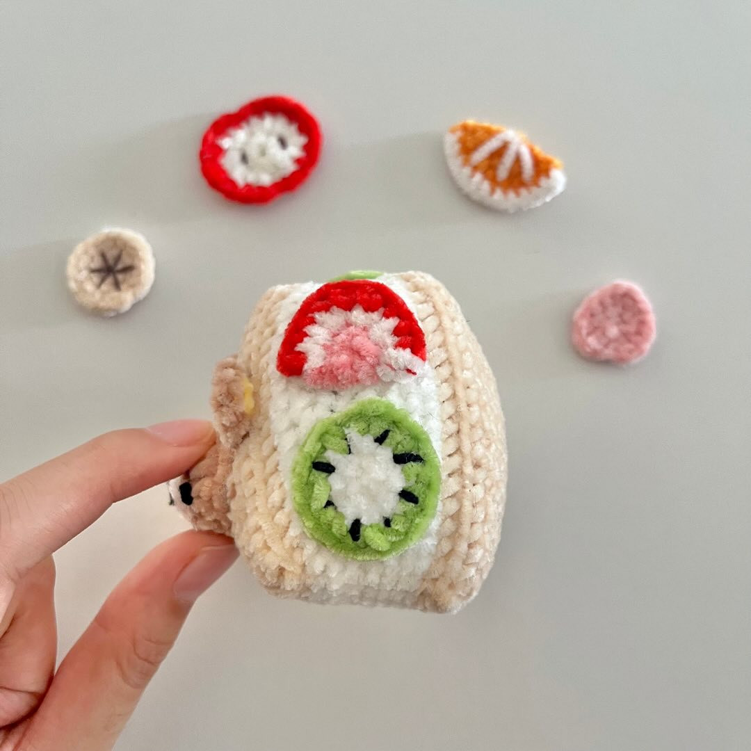 Free Crochet Pattern: Rilakkuma Sando Plus 6 Fruits