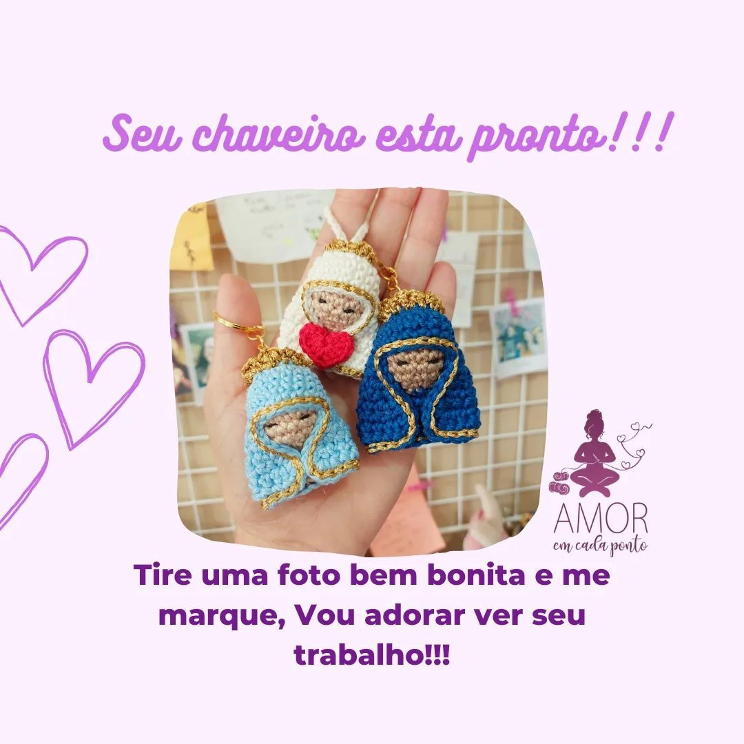 Grátis: Padrão de chaveiro Santinha em crochê