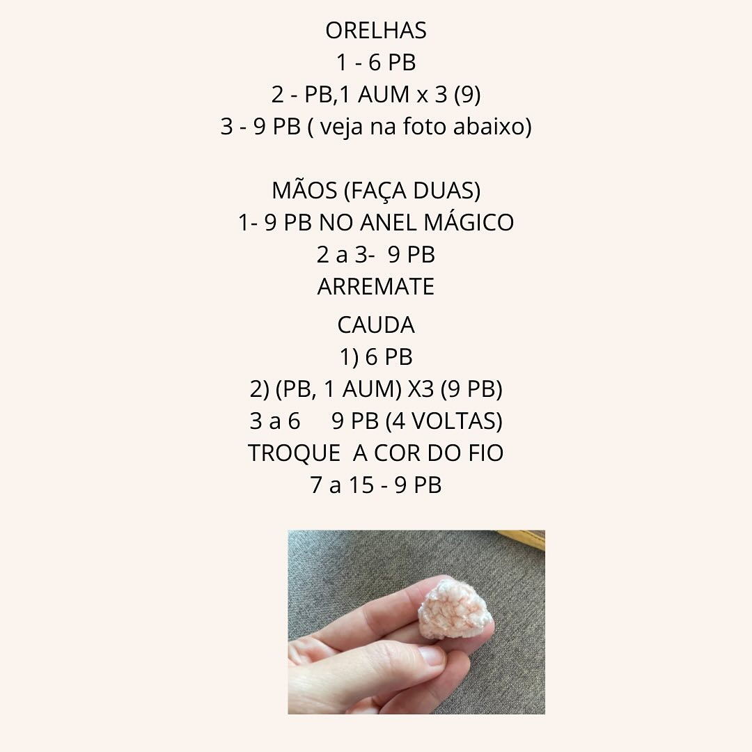 Grátis: Padrão de crochê de gatinho fofo com laço