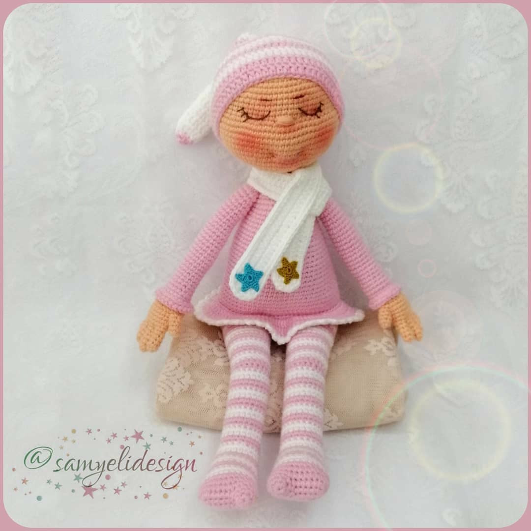 Örgü Bebek Şeması: Uykucu Kız