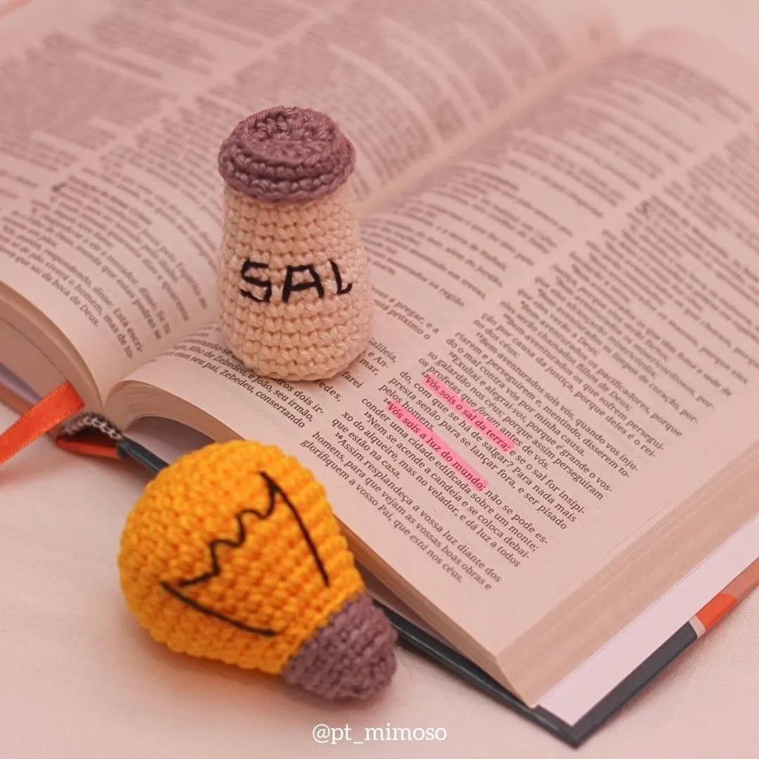 Padrão gratuito: Amigurumi Lâmpada e Saleiro