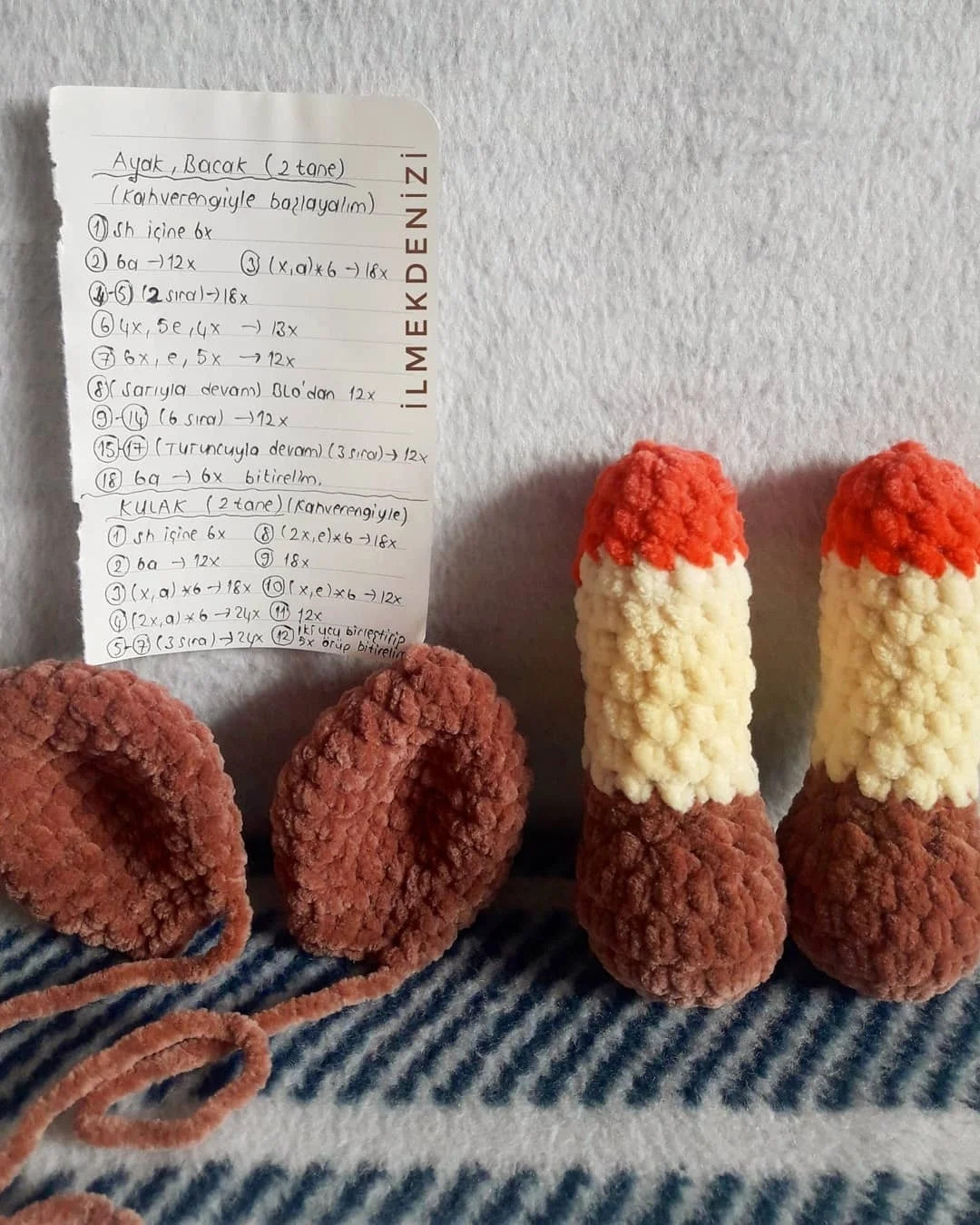 Tülümle Örülmüş Zürafa Amigurumi - Ücretsiz Şema