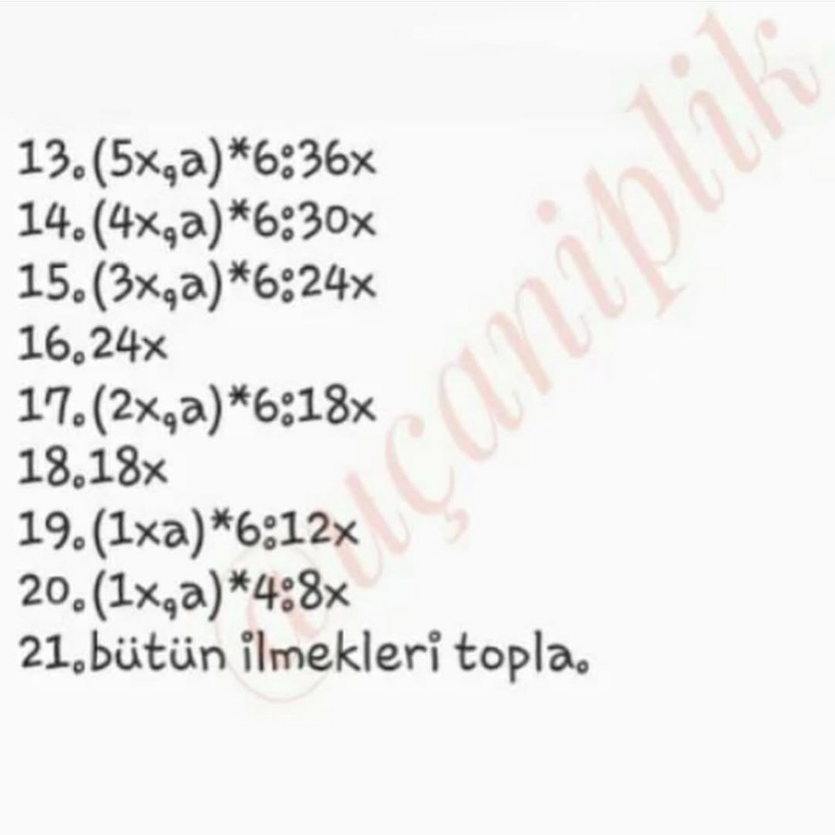 Ücretsiz Kalp Anahtarlık Amigurumi Şeması