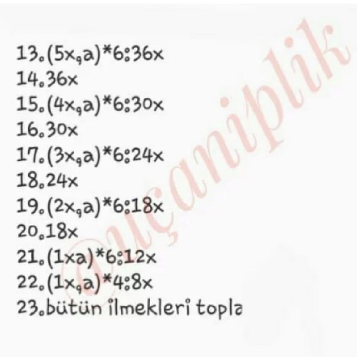 Ücretsiz Kalp Anahtarlık Amigurumi Şeması