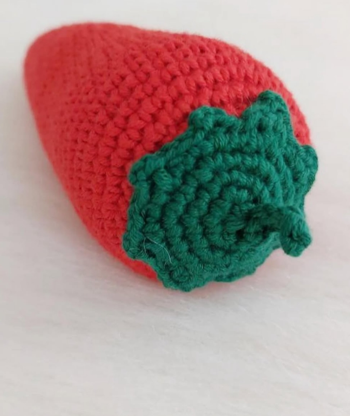 Ücretsiz Kırmızı Biber Amigurumi Örgü Şeması