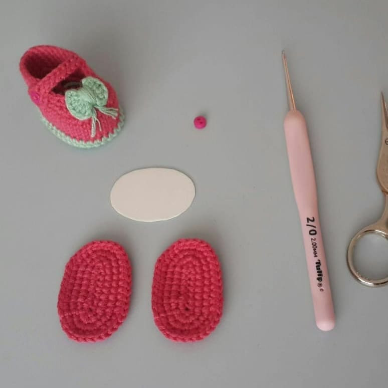 Zeynep Bebeğin ücretsiz amigurumi el işi şeması