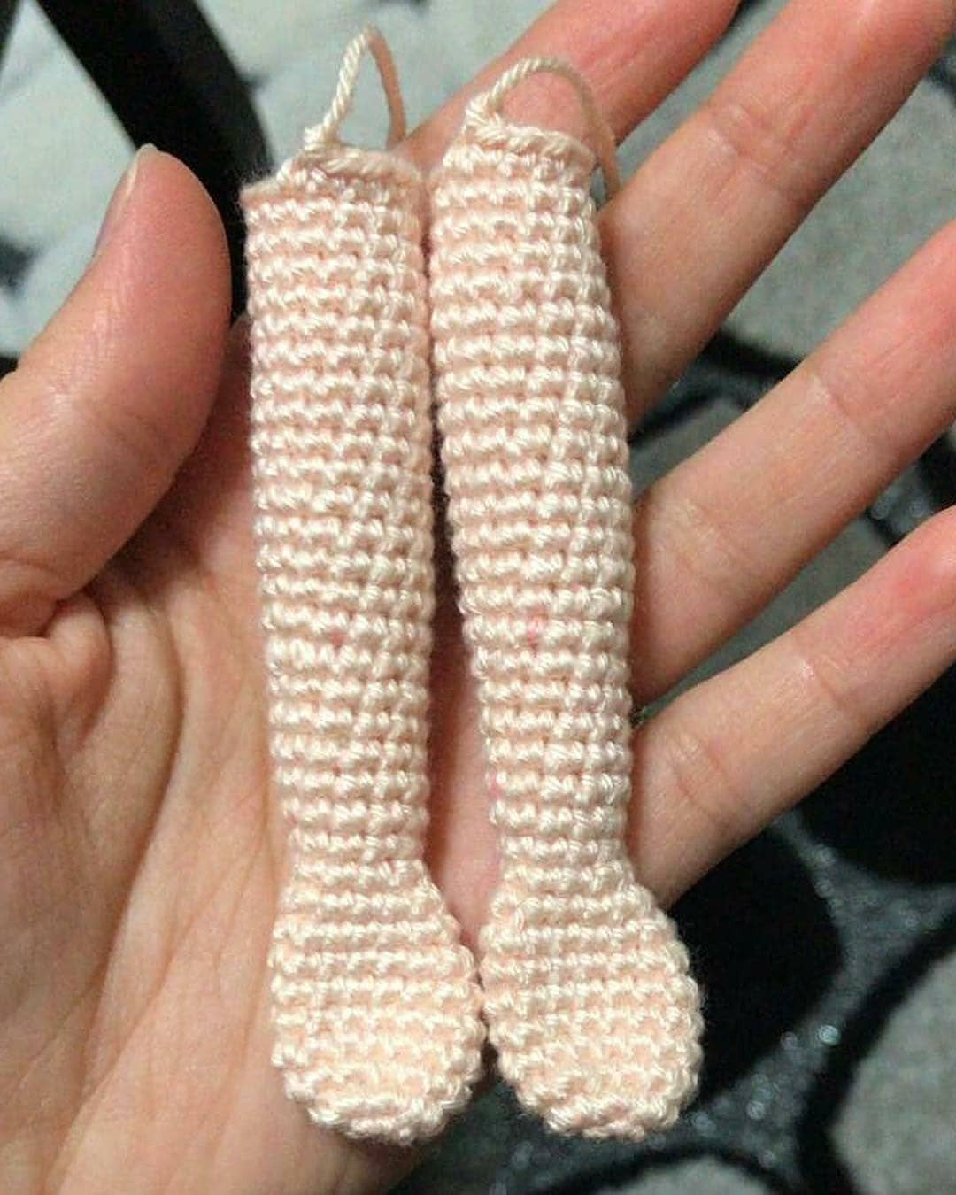 Zeynep Bebeğin ücretsiz amigurumi el işi şeması