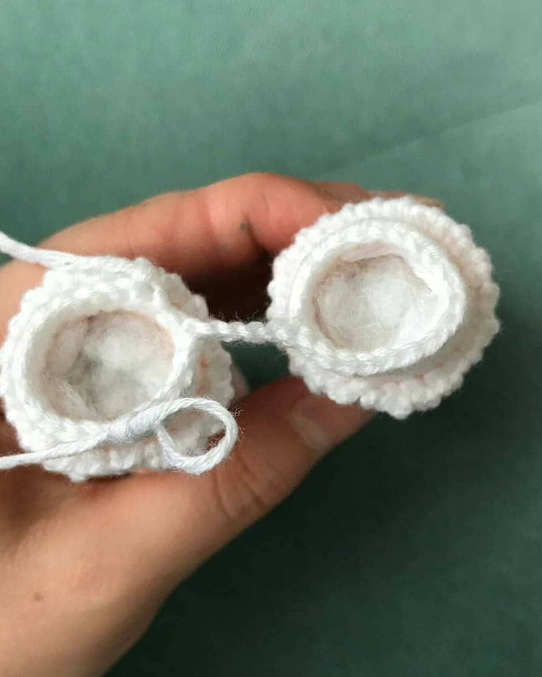 Zeynep Bebeğin ücretsiz amigurumi el işi şeması