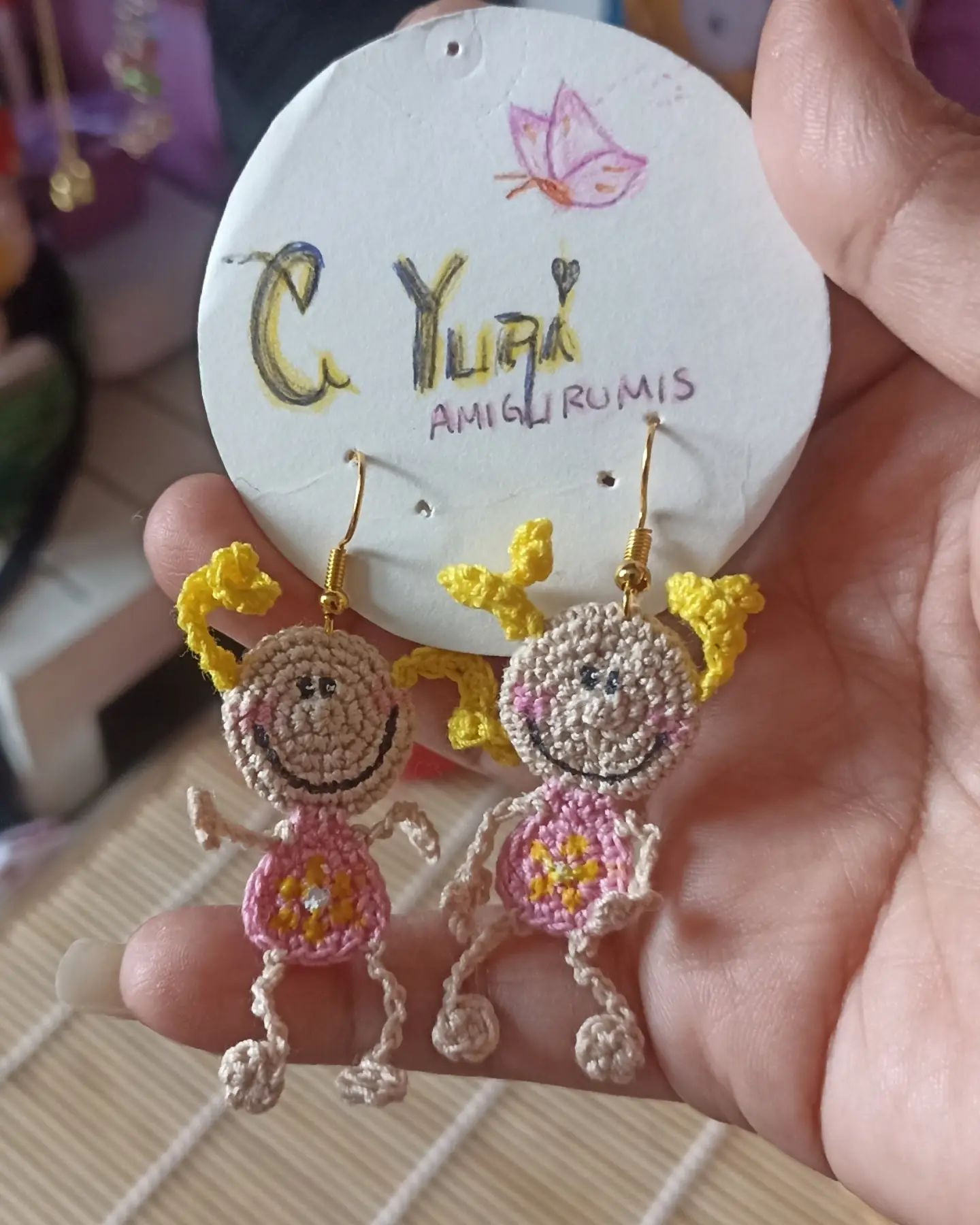 Aretes Fulanitos 2024: Patrón Amigurumi Gratis
