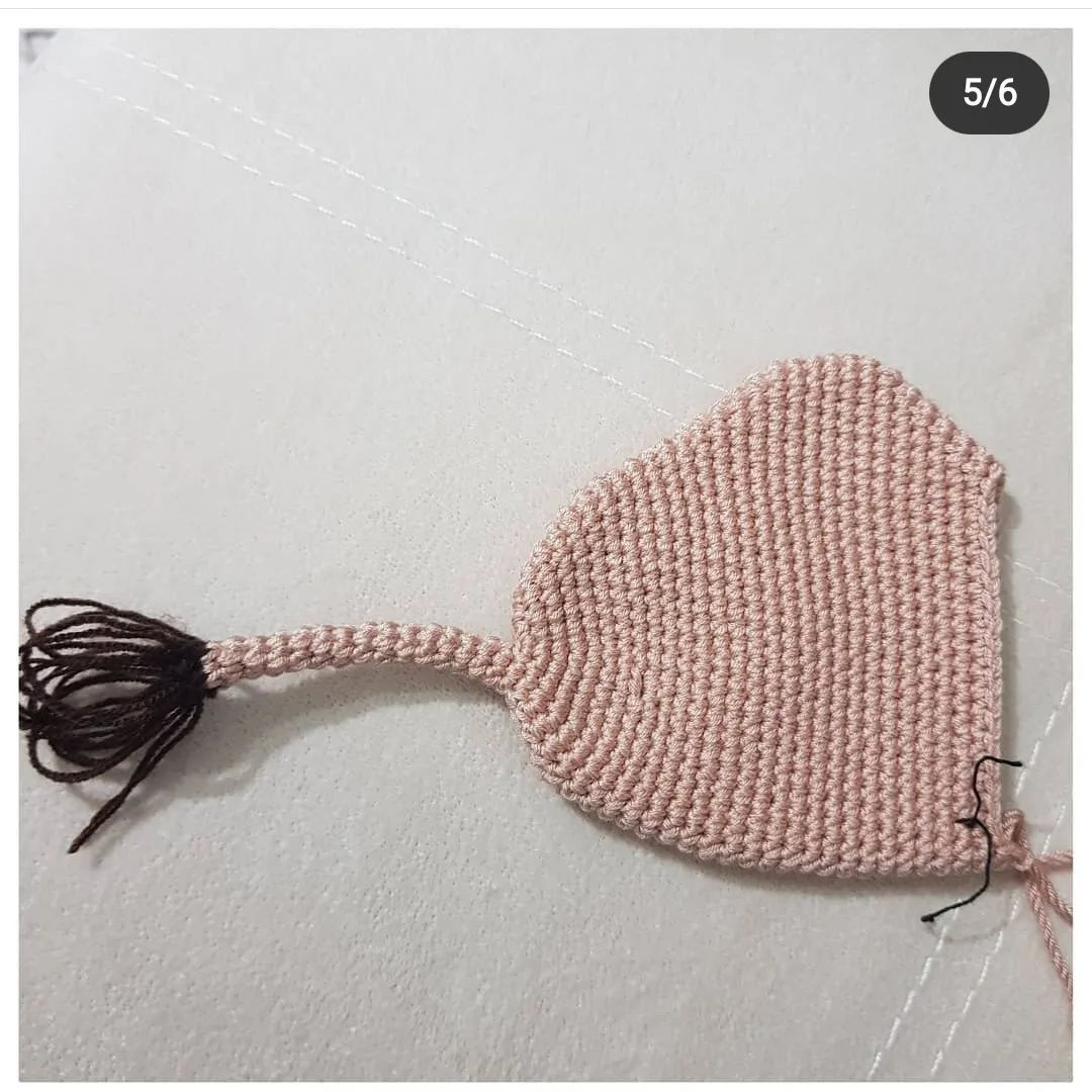 BEKLEYEN DEVEMİZİN AMIGURUMİ TARİFİ