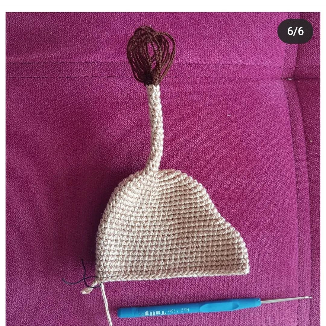 BEKLEYEN DEVEMİZİN AMIGURUMİ TARİFİ