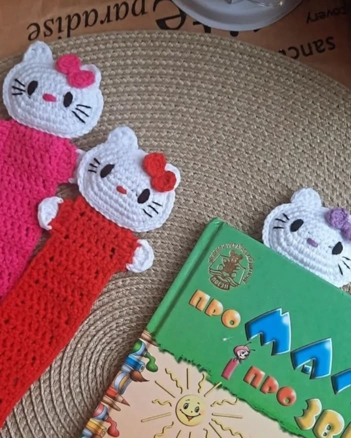 Бесплатный мастер-класс: вязание закладок Hello Kitty