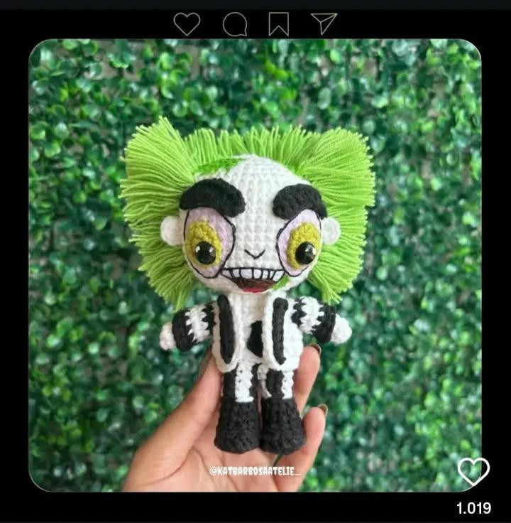 Grátis: Padrão de Amigurumi Beetlejuice