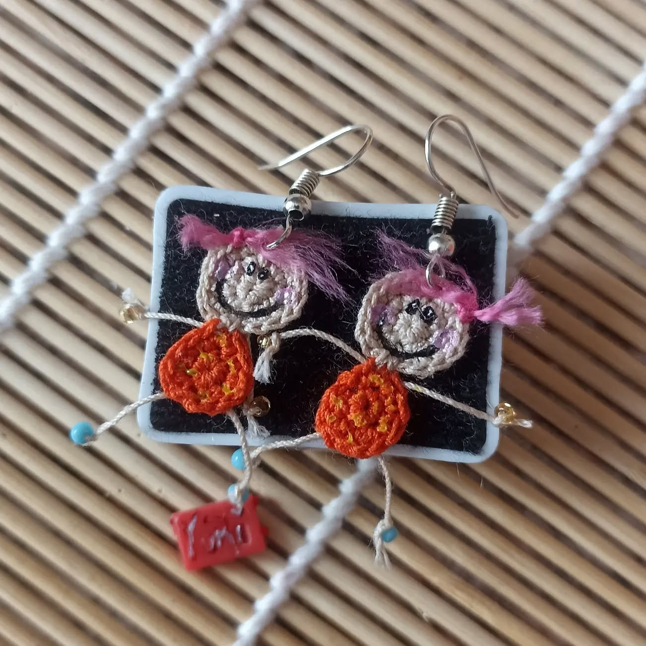 Mini Aretes Amigurumi: Patrón Gratis