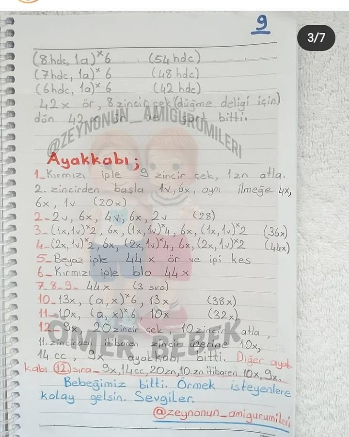 Ömer Bebek Örgü Şeması: Bluz, Şort ve Ayakkabı