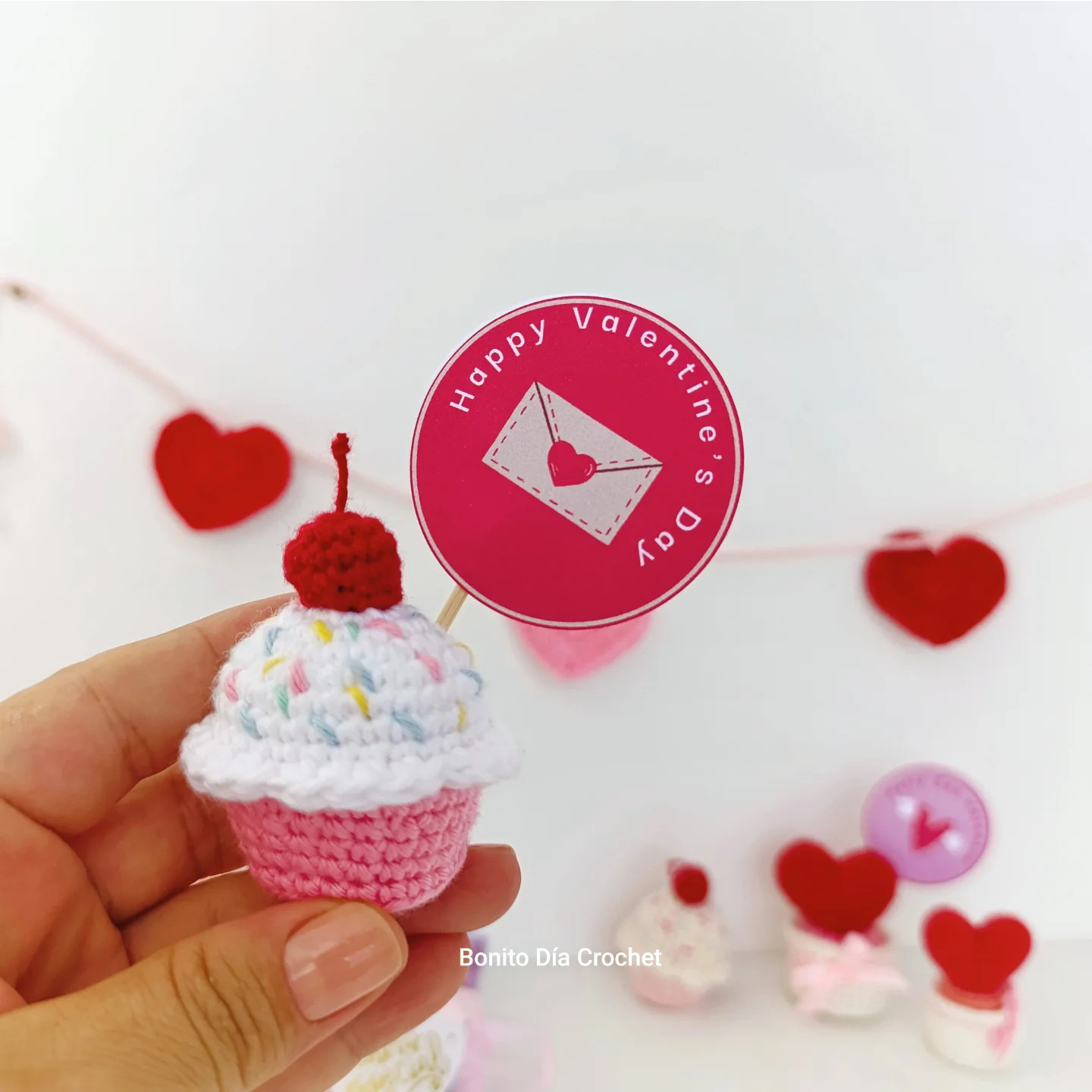 Patrón amigurumi cupcake San Valentín PDF