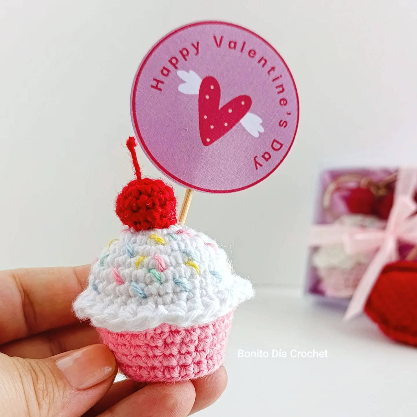 Patrón amigurumi cupcake San Valentín PDF