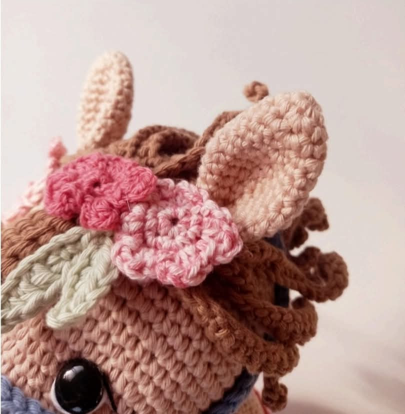 Patrón de amigurumi: tierno caballito a crochet