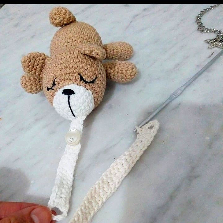 Patrón gratis: amigurumi hipopotamo y osito para chupete