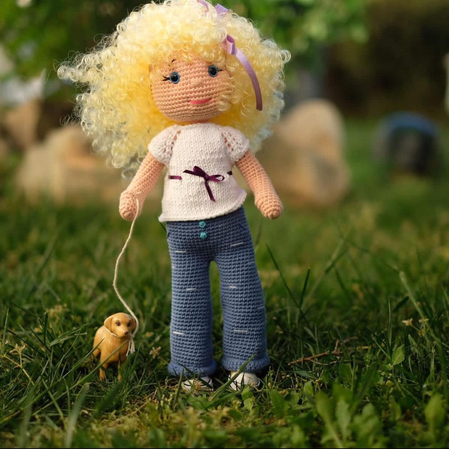 Pembe Dügme Amigurumi Bebek Pantolon ve Bluz Tarifi