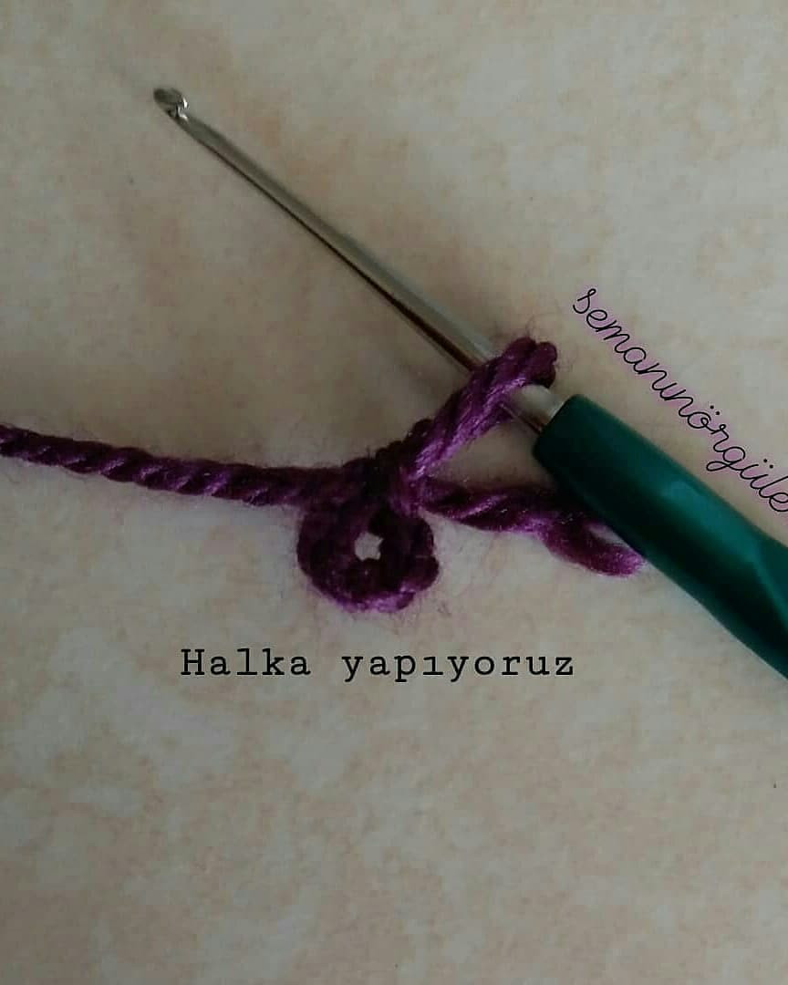 Tığ işi puantiyeli terlik modeli