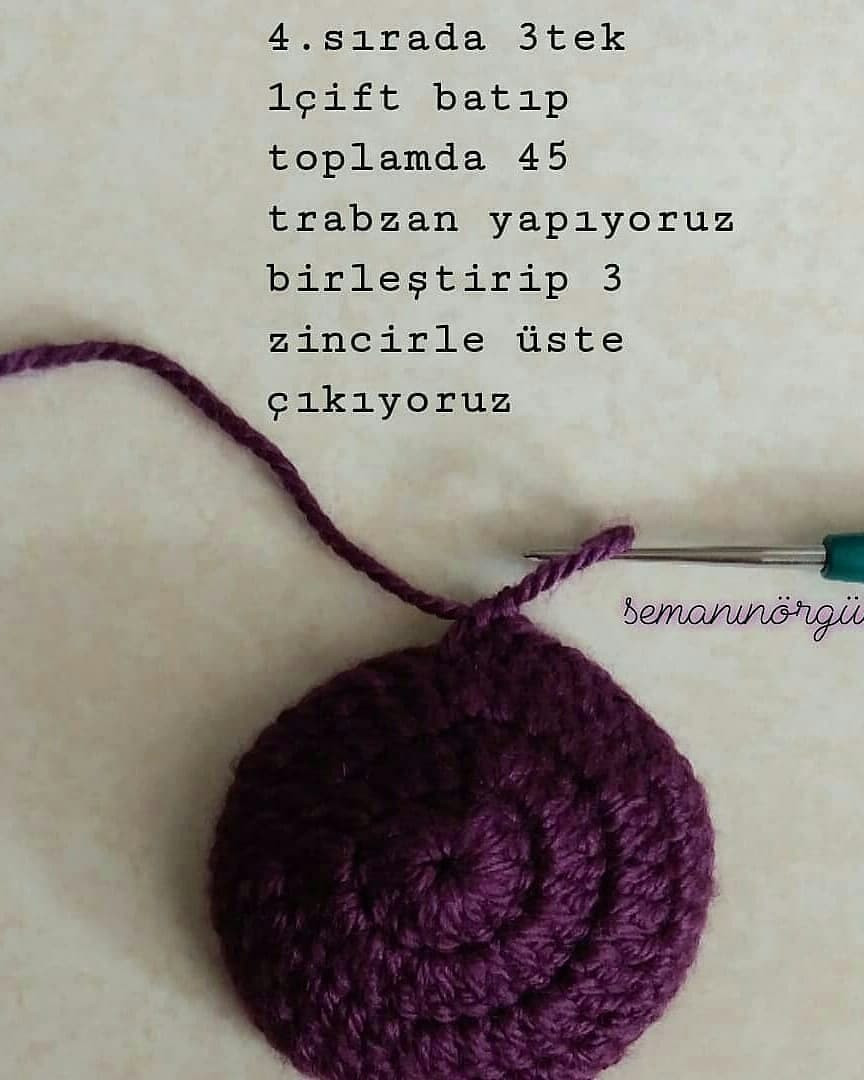 Tığ işi puantiyeli terlik modeli