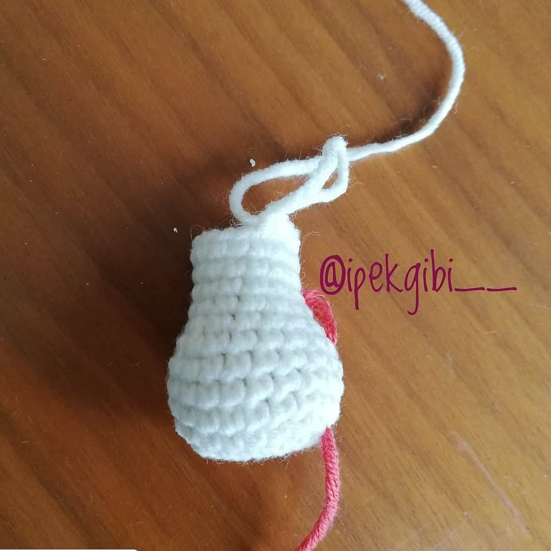 Ücretsiz İpek Bebek Ayak ve Bacak Örgü Tarifi