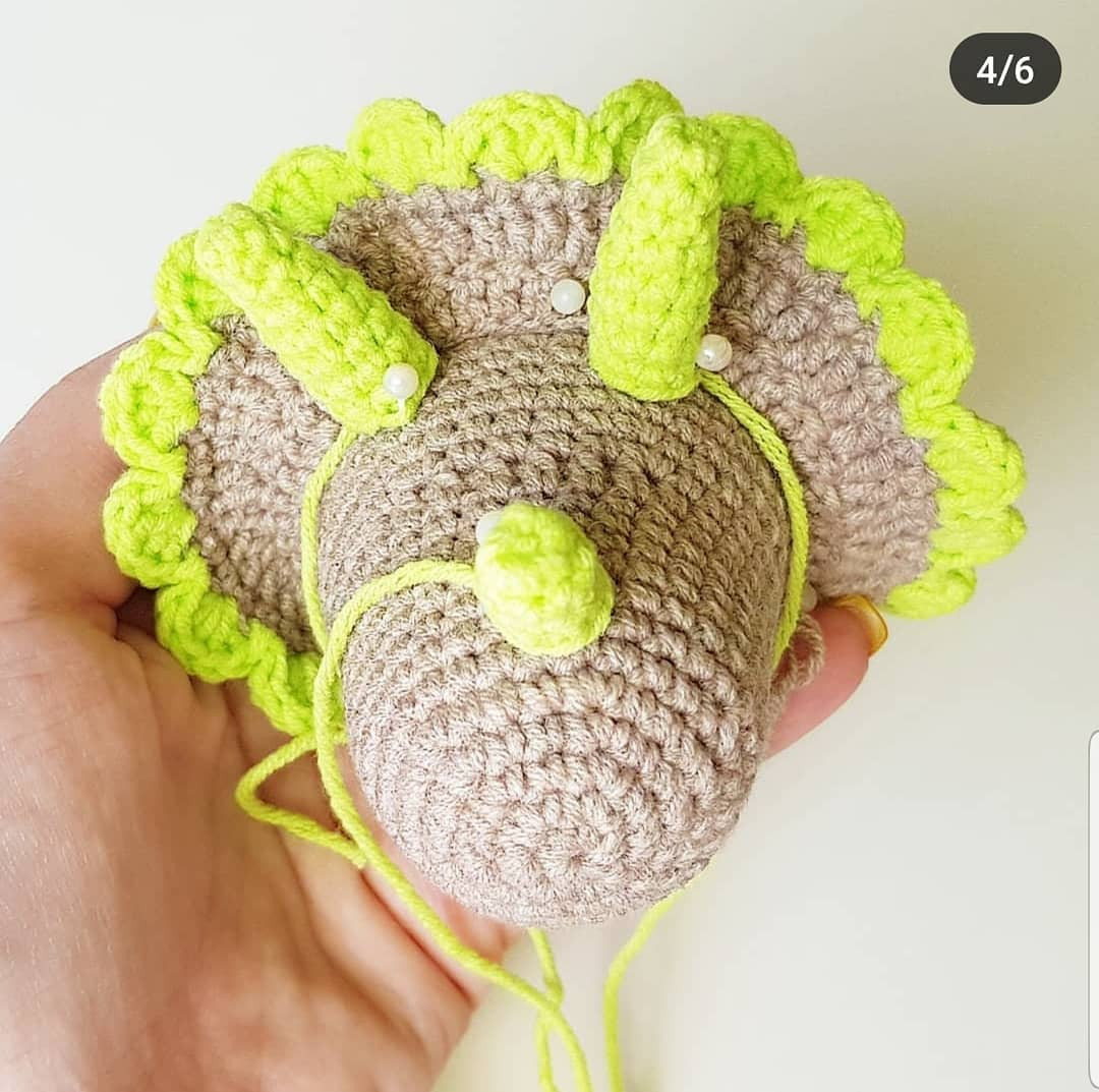 Ücretsiz Triaseron Amigurumi Şeması