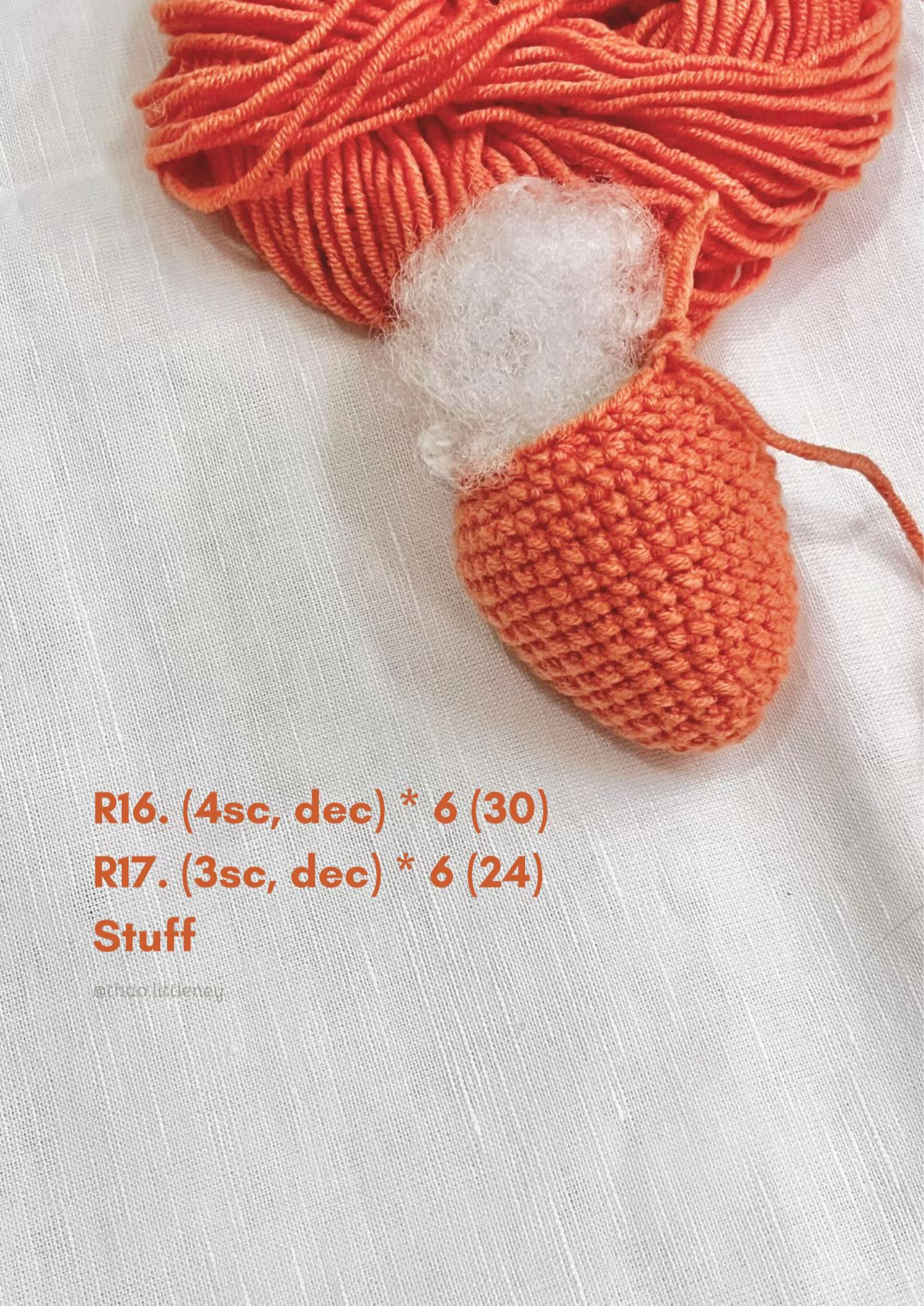 Adorable Crochet Carrot Keychain Pattern for Beginners