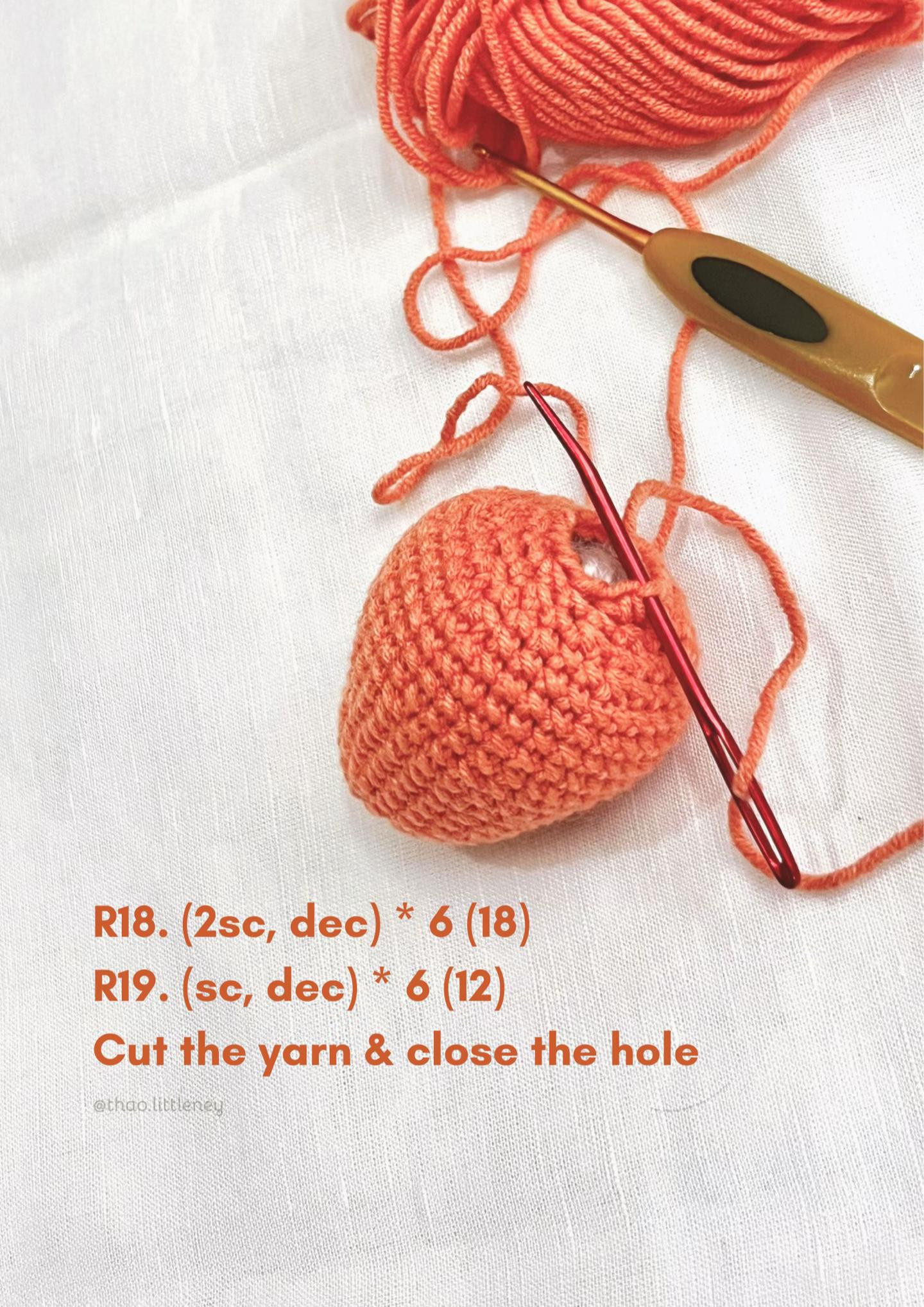 Adorable Crochet Carrot Keychain Pattern for Beginners