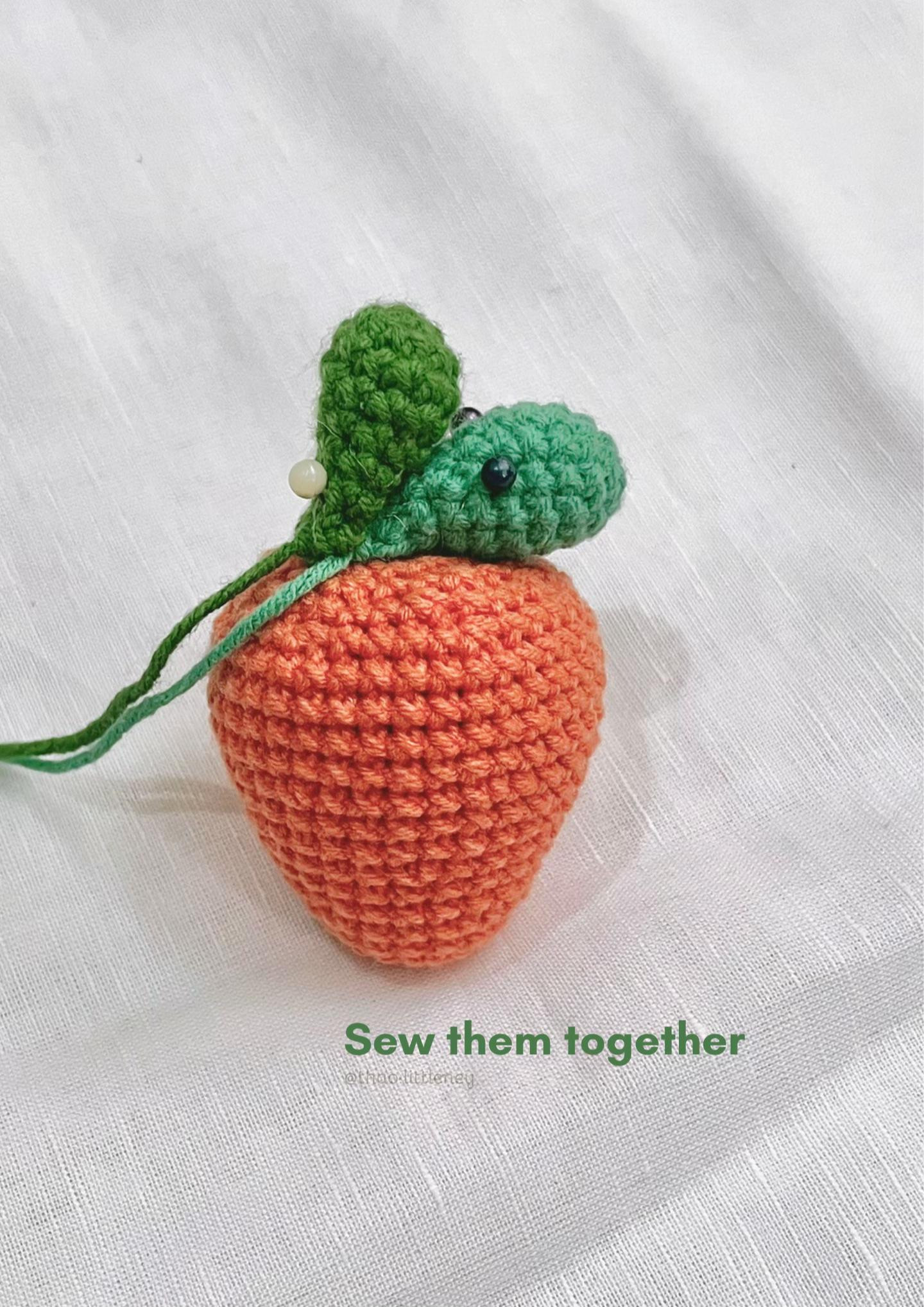 Adorable Crochet Carrot Keychain Pattern for Beginners