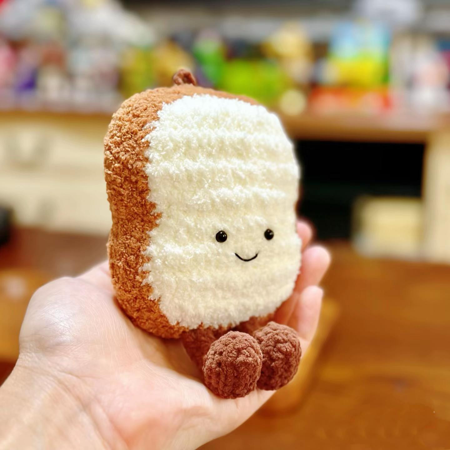 Bánh mì nướng móc len đáng yêu cho một ngày vui vẻ