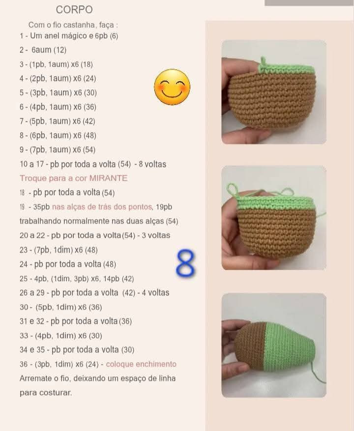 Cachorrinho Amigurumi Fofo com Vestido Verde e Laço Rosa