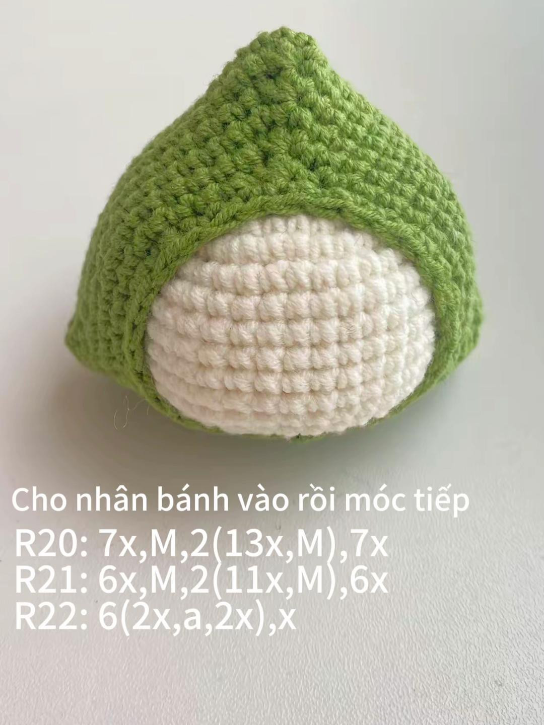 Chart bánh giò mix pochacco 🍘