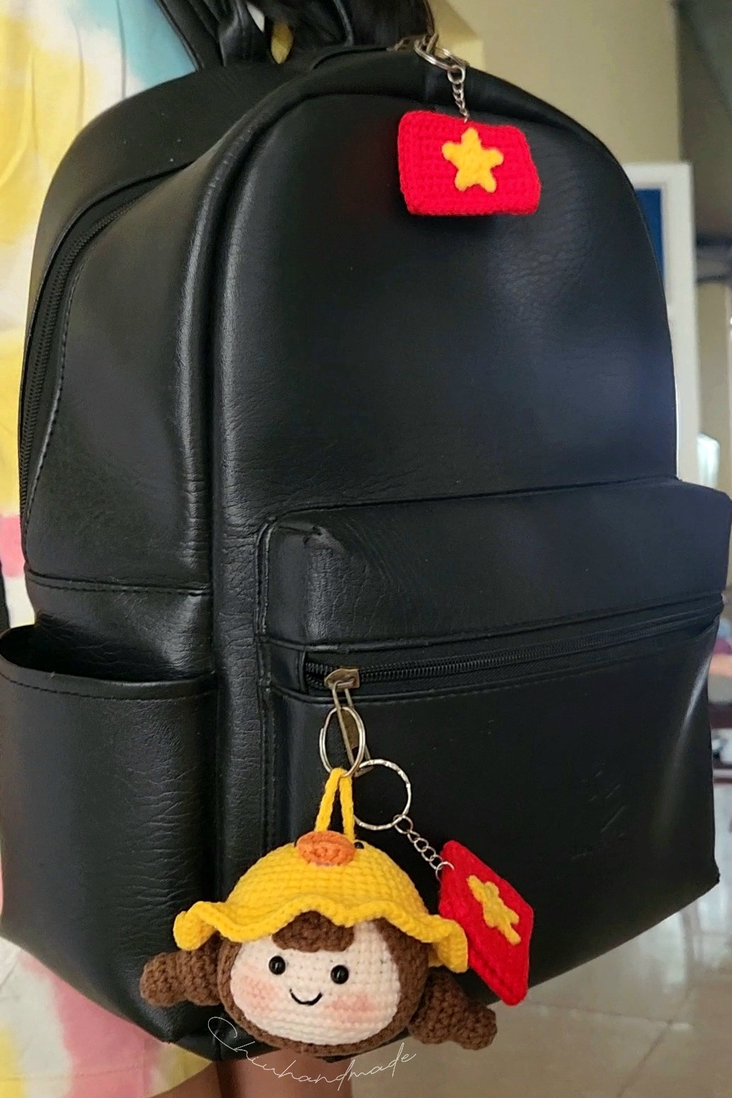 cô bé đội mũ vịt