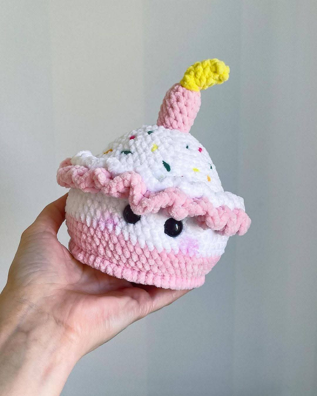 Crochet Birthday Cake Pattern: Free and Adorable Design