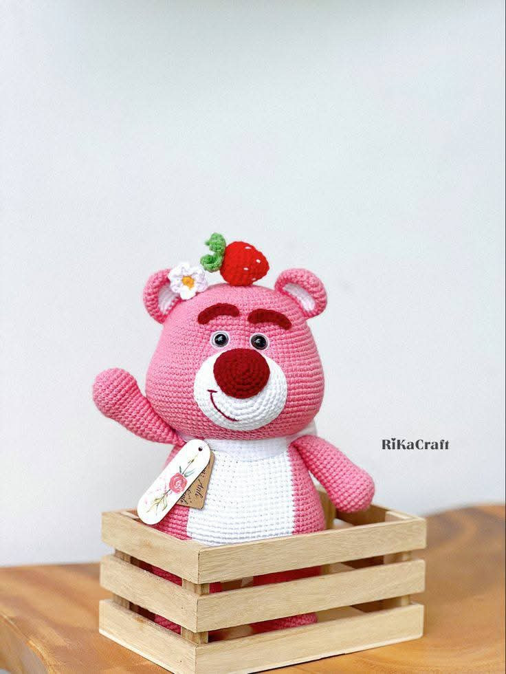 Cute Pink Bear Crochet Pattern with Yarn and Hook Set