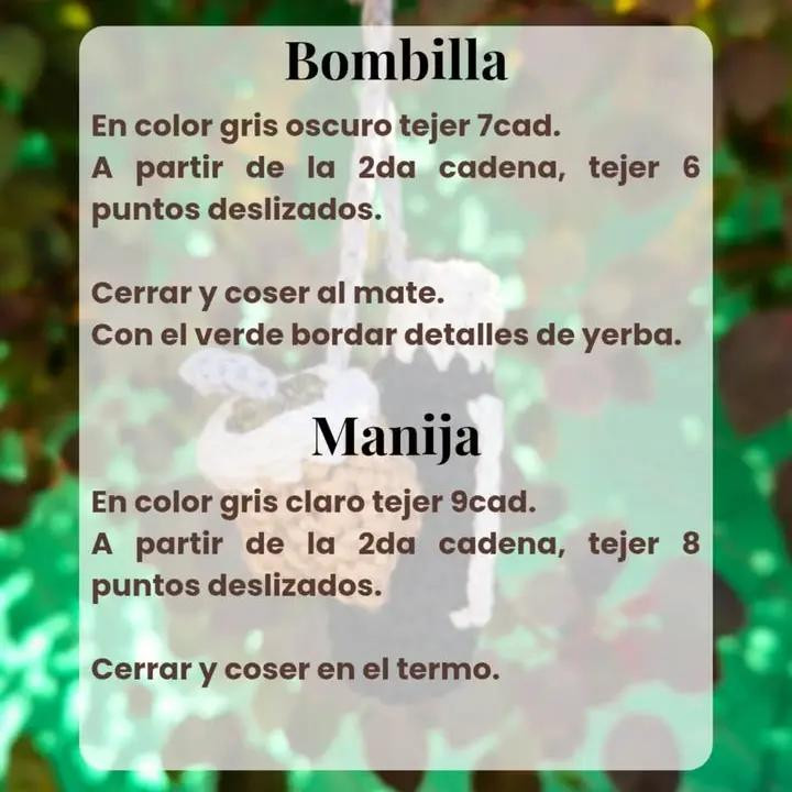 Mate y termo tejido a crochet: un llavero encantador