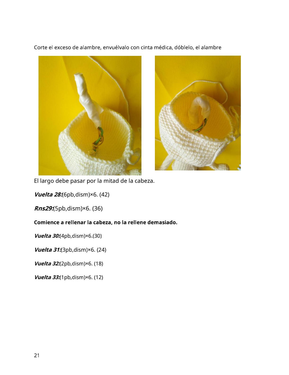 Muñeca Amigurumi con vestido azul y capa rosa para tejer a crochet
