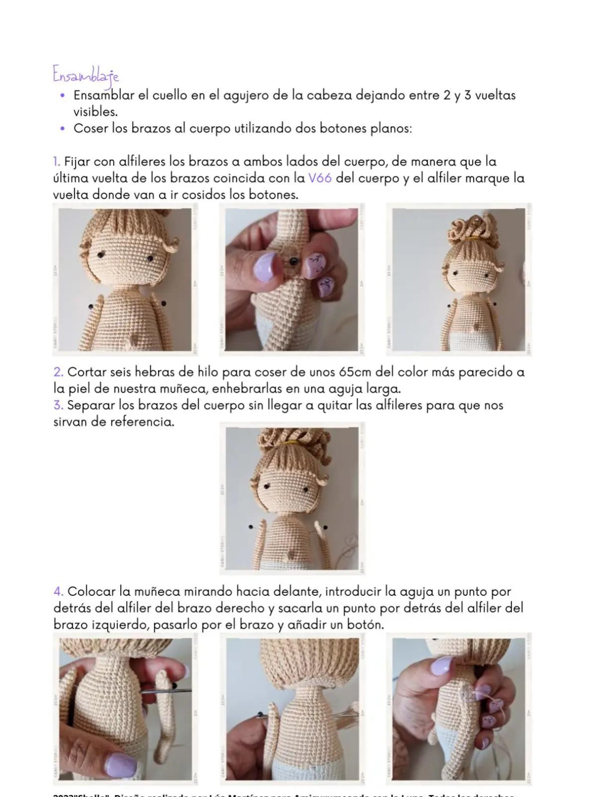 Muñeca de crochet con auriculares y falda roja vibrante