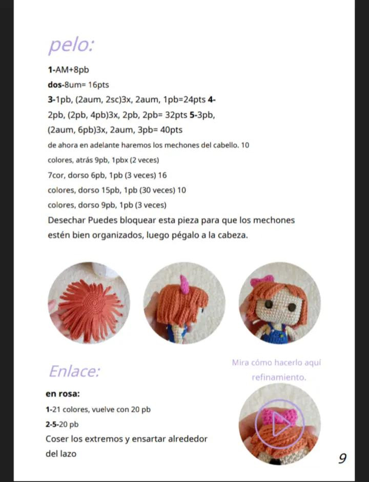 Muñeca de ganchillo con libro de aventuras: una obra maestra hecha a mano.