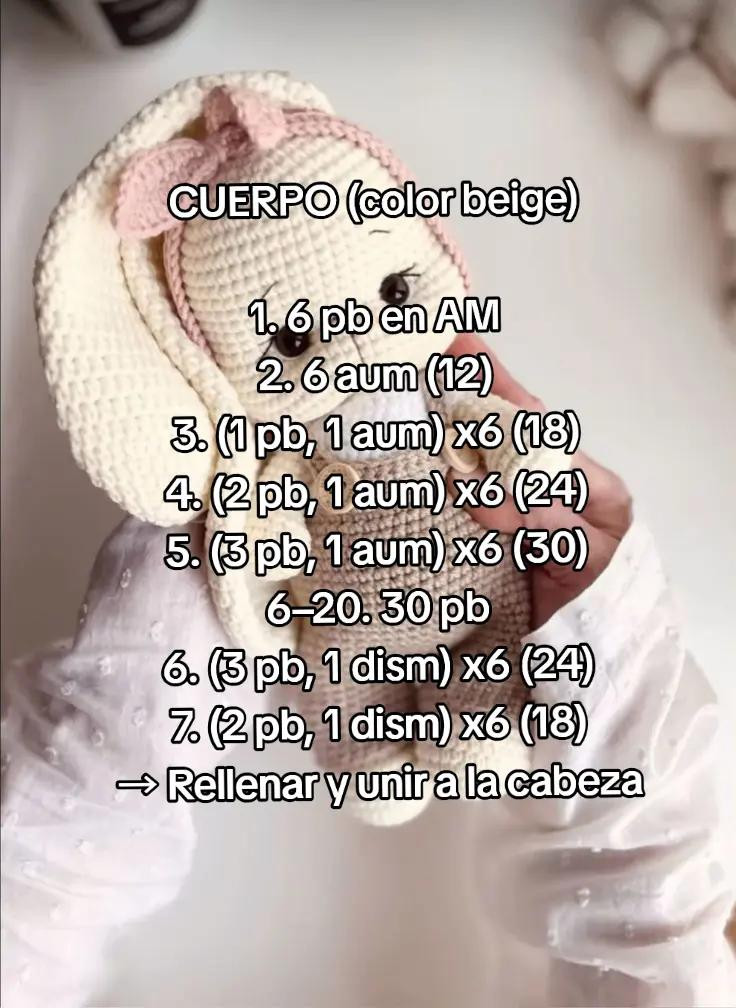 Patrón de Amigurumi: Conejita en Overol, Nivel Intermedio
