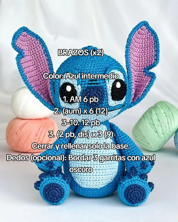 PATRÓN DE AMIGURUMI DE STITCH CON DETALLES REALISTAS Y OREJAS GRANDES
