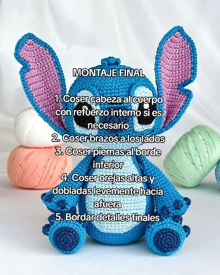 PATRÓN DE AMIGURUMI DE STITCH CON DETALLES REALISTAS Y OREJAS GRANDES